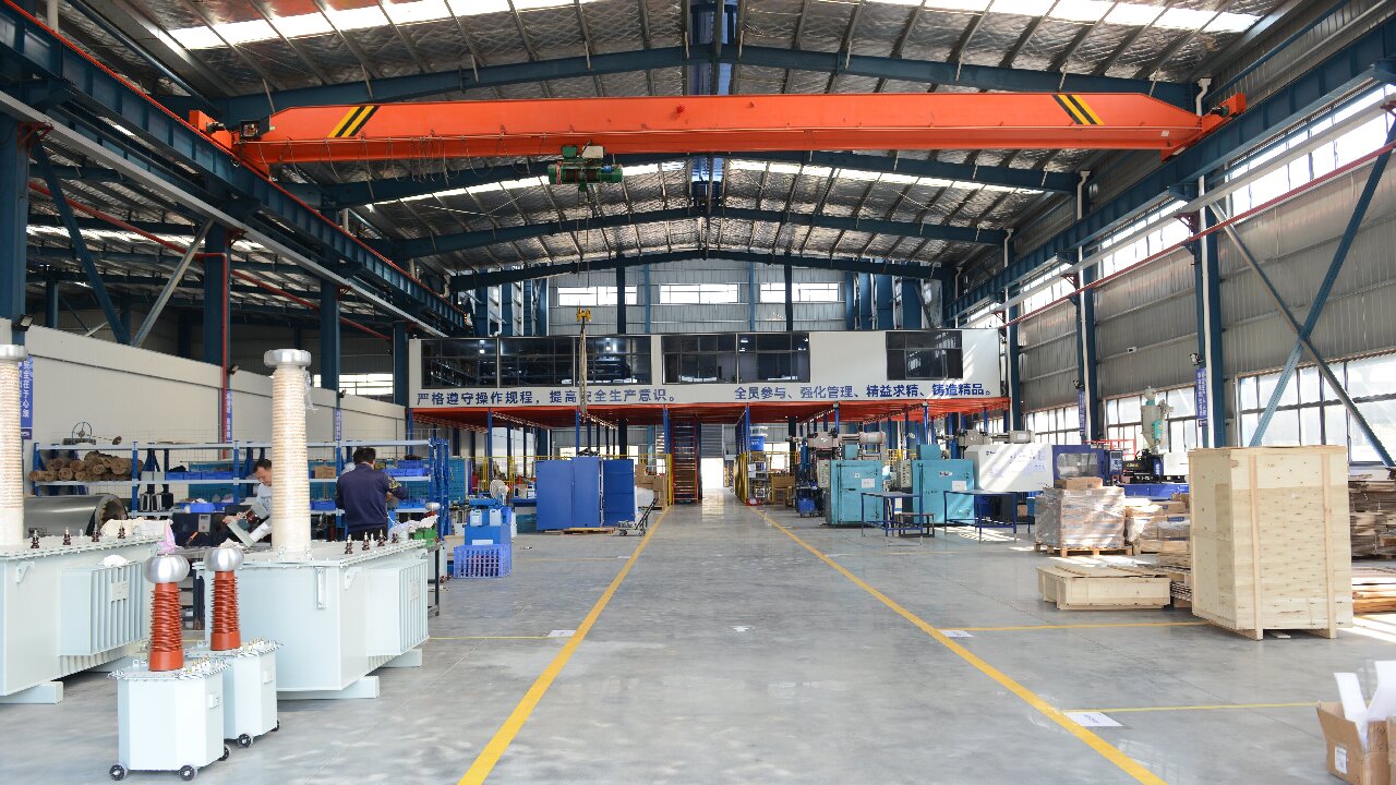 馳宇電力生產(chǎn)車間發(fā)貨區(qū)